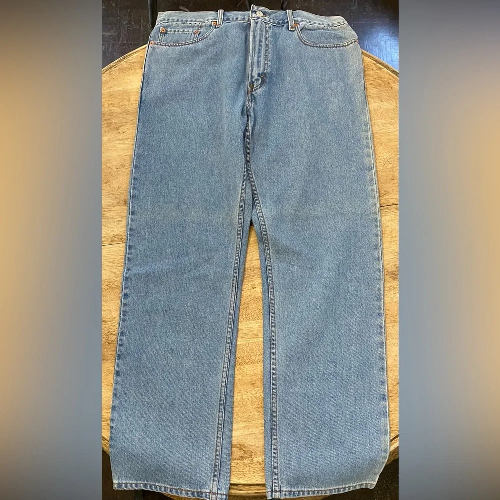 NWT Levi’s 505 Regular Fit Men’s 38X32 Denim Jeans‎